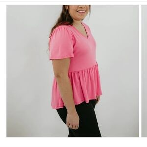 Dwelling Apparel Size XS Black Flutter Sleeve Peplum Top